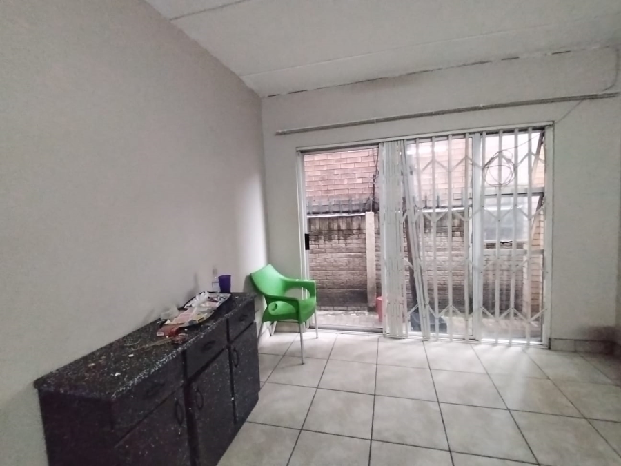 2 Bedroom Property for Sale in Rustenburg Central North West